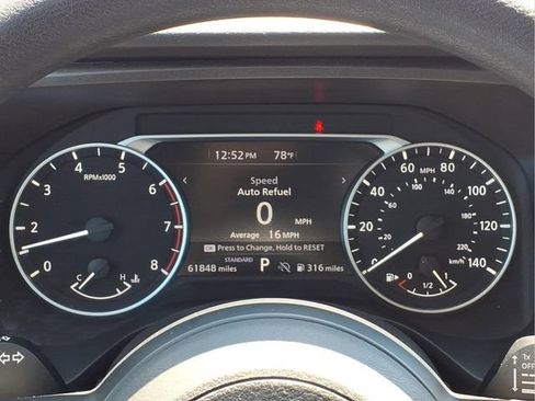 Used 2024 Nissan Rogue SV FWD image 11