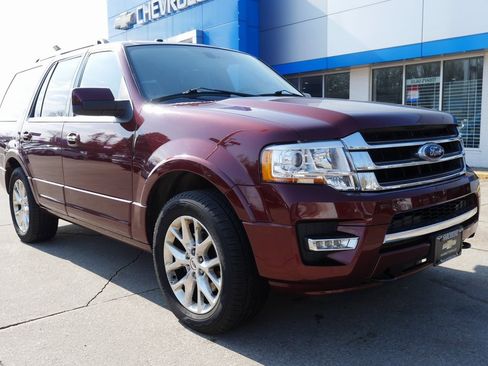 Used 2015 Ford Expedition Limited w/ Equipment Group 301A image 38