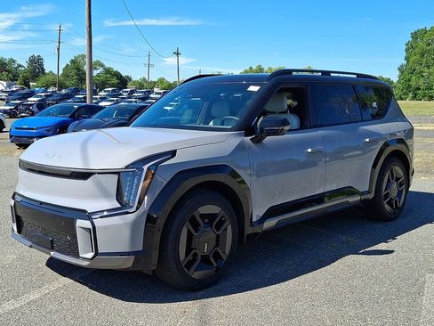 New 2026 Kia EV9 GT-Line AWD/4WD image 2