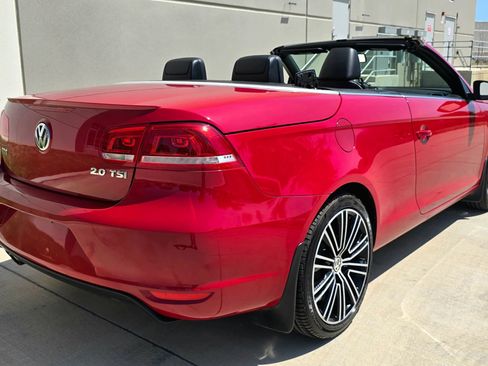 Used 2013 Volkswagen Eos FWD image 7