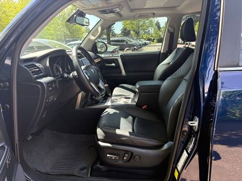 Used 2024 Toyota 4Runner Limited AWD/4WD image 12