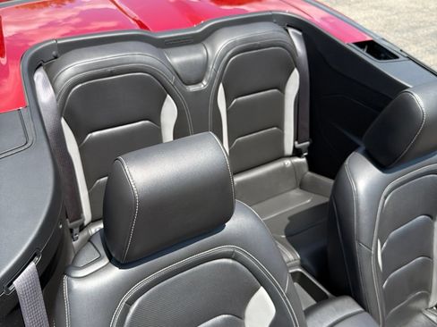 Used 2016 Chevrolet Camaro LT RWD image 21