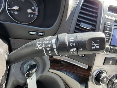 Used 2010 Hyundai Santa Fe GLS AWD/4WD image 28