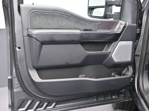 New 2026 Ford F250 Platinum image 22