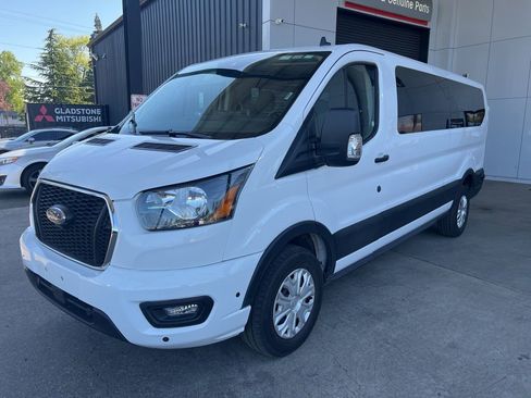 Used 2024 Ford Transit 350 XLT RWD image 2