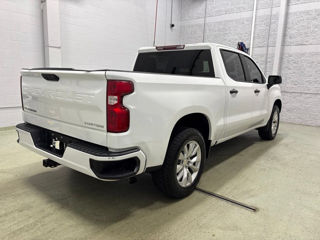 Used 2023 Chevrolet Silverado 1500 Custom AWD/4WD image 4