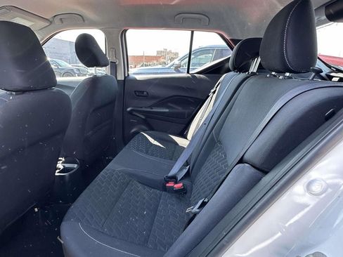 Used 2021 Nissan Kicks S image 13