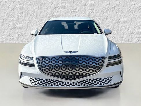 Used 2024 Genesis G80 image 8