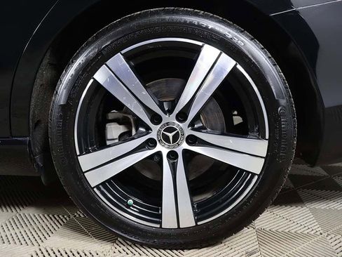 Used 2023 Mercedes-Benz C 300 4MATIC Sedan image 21