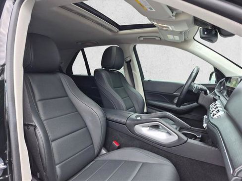 Used 2024 Mercedes-Benz GLE 350 4MATIC image 23