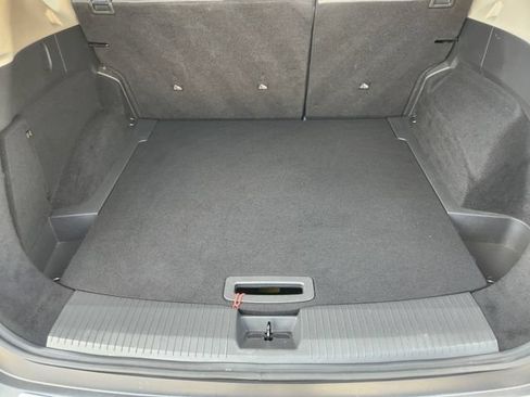 Used 2023 Nissan Rogue SV FWD image 28