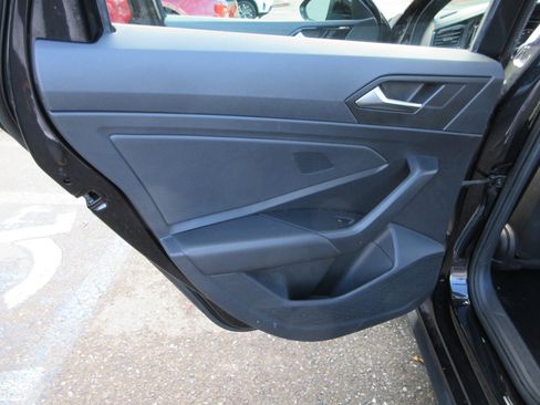 Used 2019 Volkswagen Jetta GLI image 33