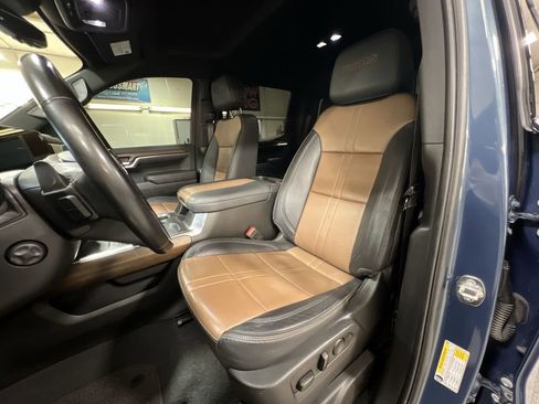 Certified 2024 Chevrolet Silverado 1500 High Country w/ Technology Package image 19