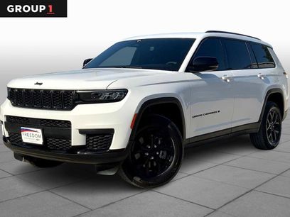 Used 2024 Jeep Grand Cherokee L Laredo