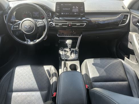 Used 2021 Kia Seltos EX AWD/4WD image 18