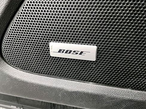 Used 2023 Chevrolet Equinox Premier image 36