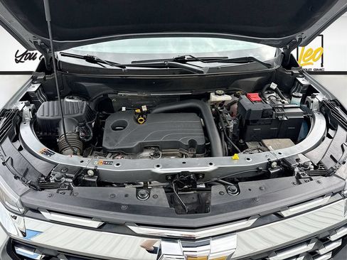 Used 2025 Chevrolet Equinox LT AWD/4WD image 30