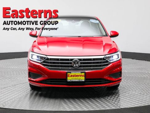 Used 2019 Volkswagen Jetta SEL image 2