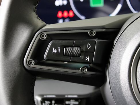 Used 2026 Porsche Taycan image 25