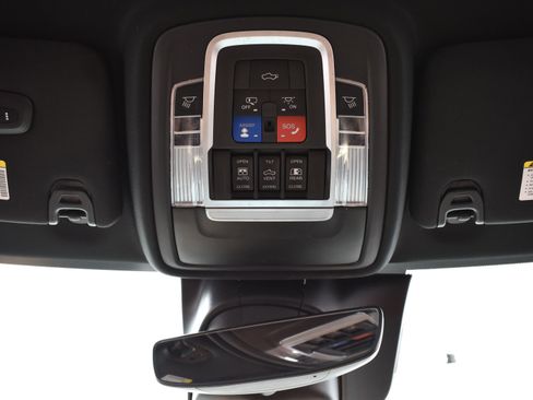 Used 2020 RAM 3500 Limited image 27