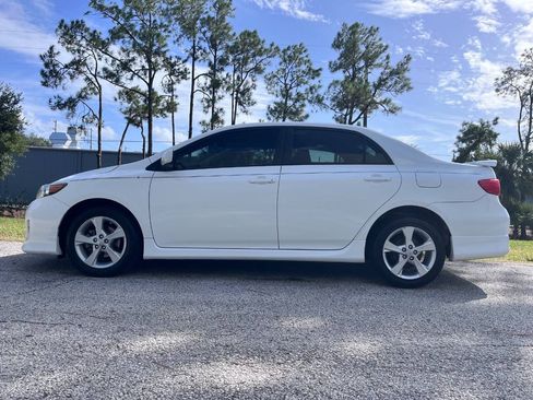 Used 2011 Toyota Corolla S w/ Preferred Accessory Pkg FWD image 3