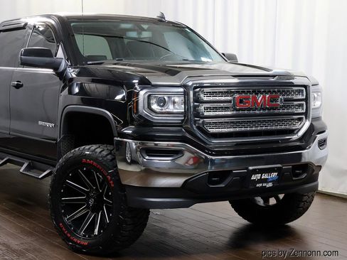 Used 2017 GMC Sierra 1500 SLE w/ Suspension Package, Off-Road AWD/4WD image 2
