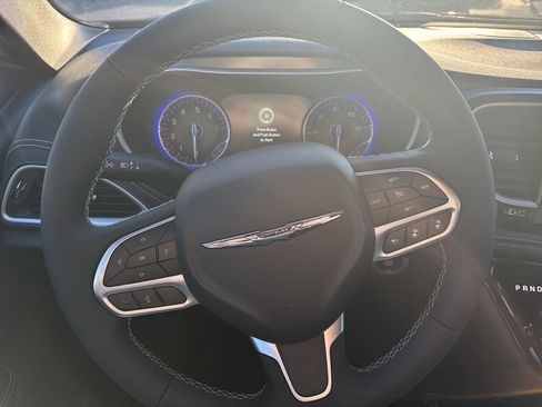 New 2026 Chrysler Pacifica Select image 26