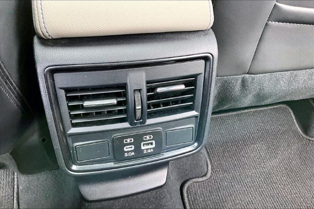 Used 2025 Subaru Forester Limited AWD/4WD image 10