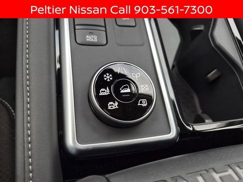 New 2026 Nissan Pathfinder SL w/ SL Premium Package AWD/4WD image 26