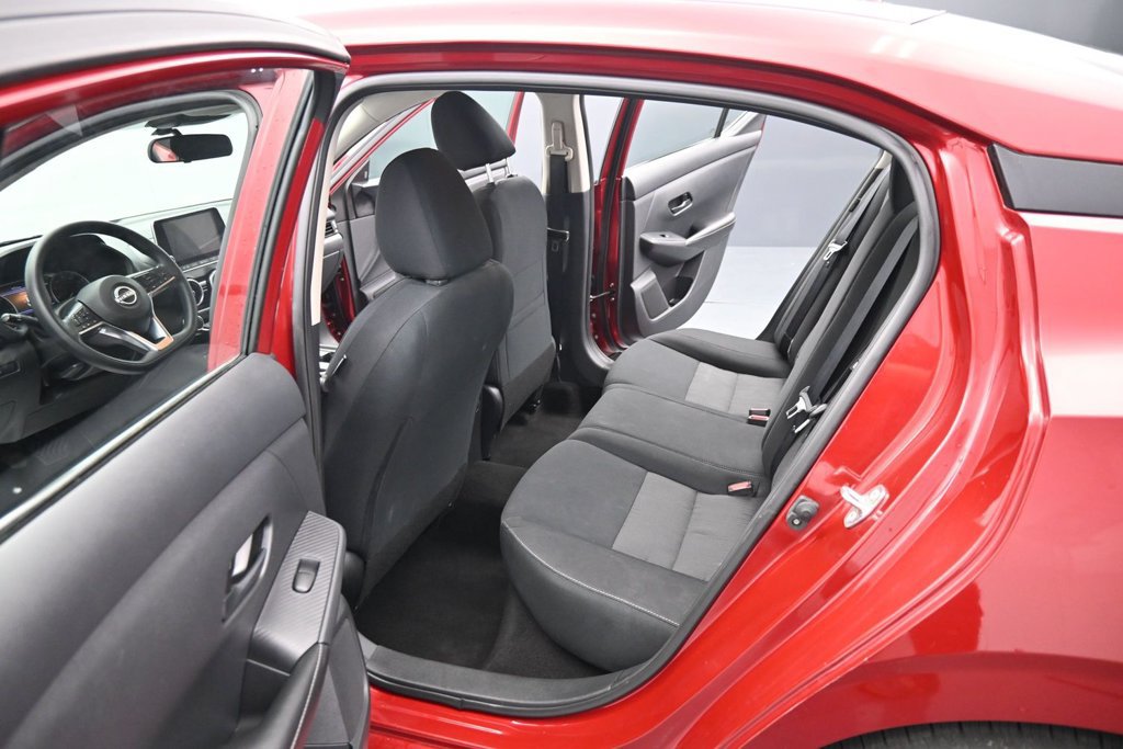 Used 2024 Nissan Sentra SV FWD image 16