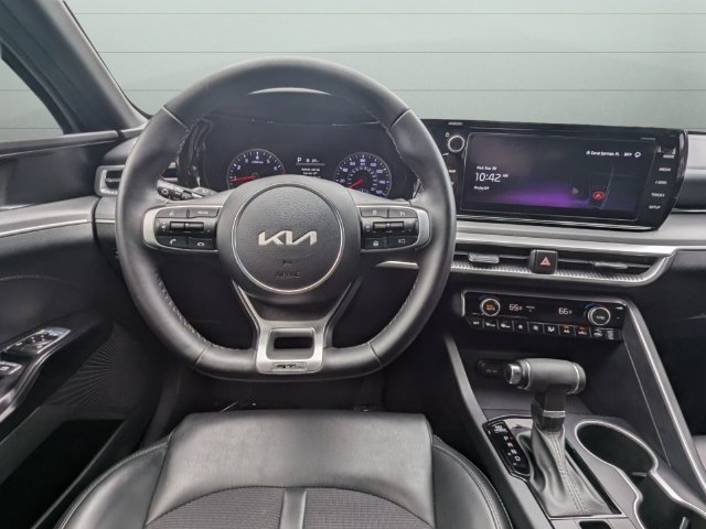 Used 2023 Kia K5 GT-Line FWD image 15