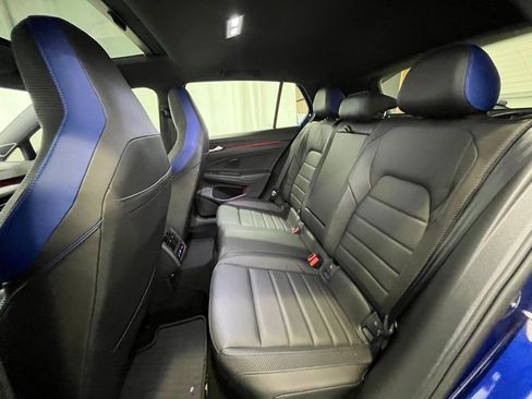 Certified 2024 Volkswagen Golf R 2.0T image 25