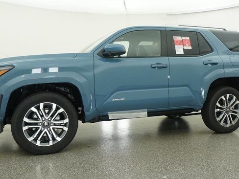 New 2026 Toyota 4Runner Limited AWD/4WD image 4