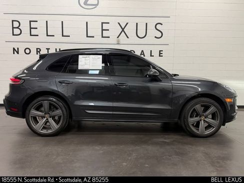 Used 2022 Porsche Macan S AWD/4WD image 3