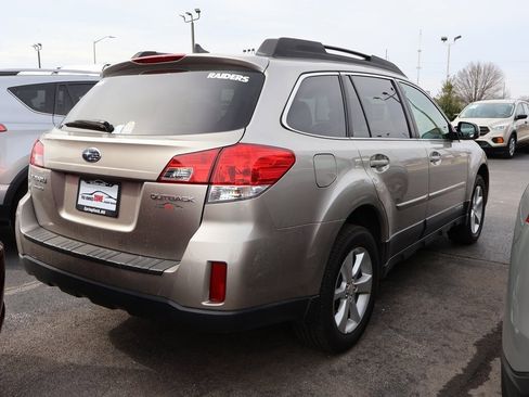 Used 2014 Subaru Outback 2.5i Limited w/ Moonroof Package image 21