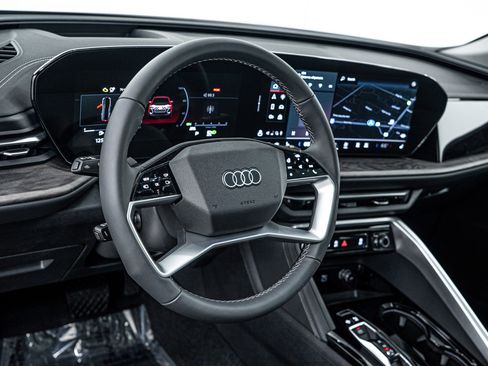 New 2025 Audi Q5 2.0T Premium Plus image 9
