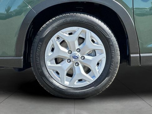 Used 2023 Subaru Forester AWD/4WD image 23