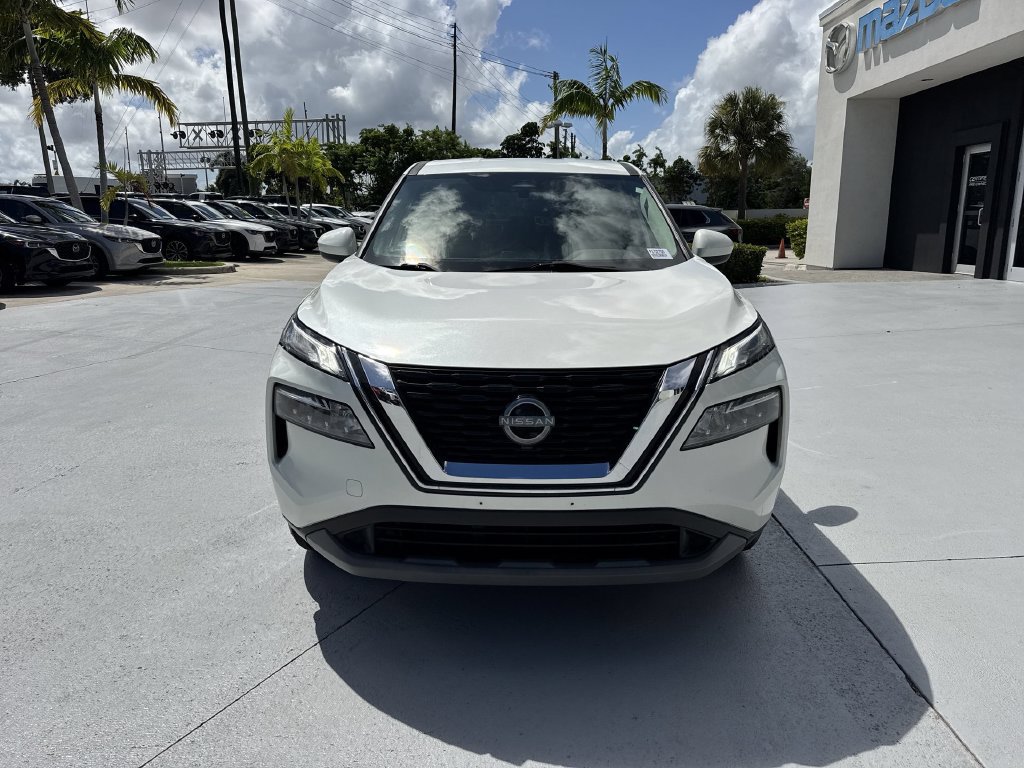 Used 2023 Nissan Rogue SV AWD/4WD image 8