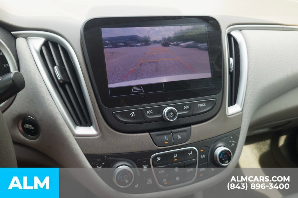 Used 2024 Chevrolet Malibu LT FWD image 24
