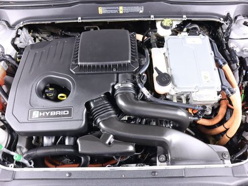 Used 2017 Ford Fusion SE FWD image 39