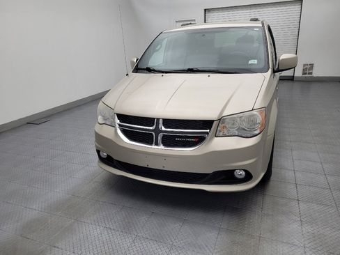 Used 2014 Dodge Grand Caravan SXT FWD image 15