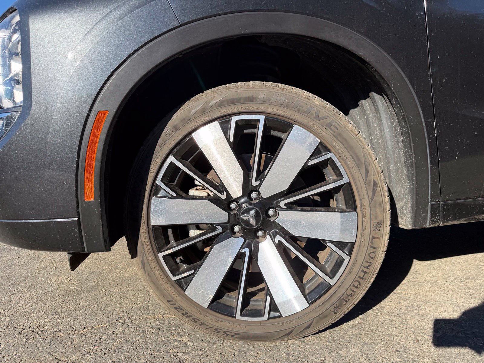 Used 2025 Mitsubishi Outlander SEL AWD/4WD image 9