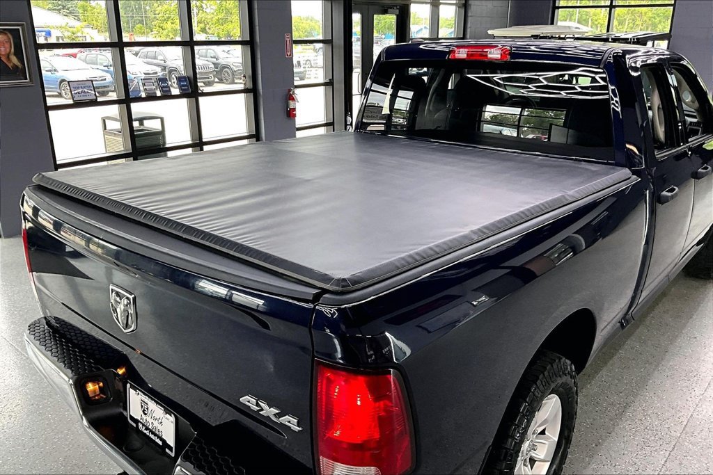 Used 2017 RAM 1500 ST w/ SXT Appearance Group AWD/4WD image 23