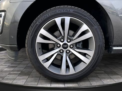 Used 2021 Ford Expedition Max Limited image 7