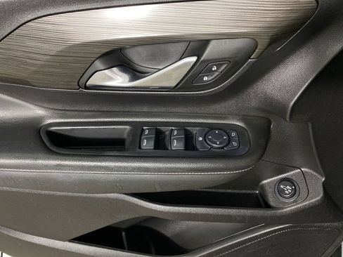 Certified 2024 GMC Terrain SLE w/ Driver Convenience Package FWD image 13