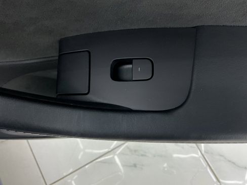 Used 2022 Tesla Model 3 Standard Range RWD image 39