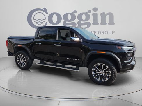 Certified 2024 GMC Canyon Denali AWD/4WD image 7