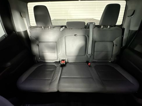 Used 2020 Chevrolet Silverado 1500 LT Trail Boss w/ Convenience Package AWD/4WD image 13