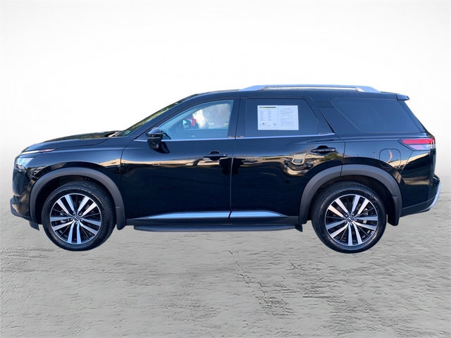Used 2024 Nissan Pathfinder Platinum w/ Lighting Package (N93) AWD/4WD image 6