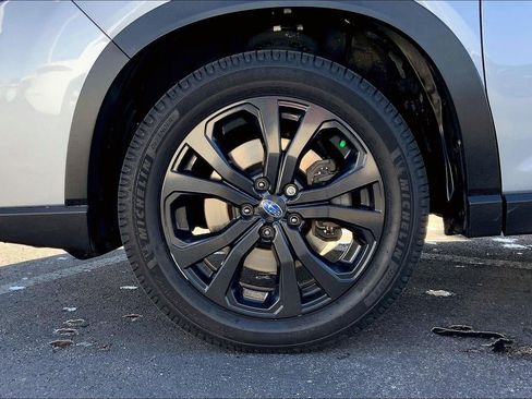 Used 2021 Subaru Forester Sport image 9